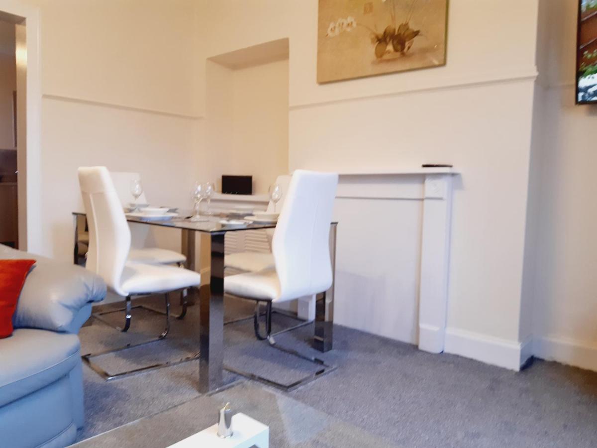 Carvetii - Vincent House - Large 3 Bedroom Apartment With On-Site Parking Lochgelly Ngoại thất bức ảnh