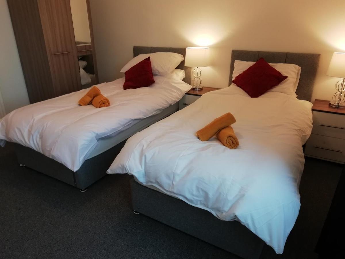 Carvetii - Vincent House - Large 3 Bedroom Apartment With On-Site Parking Lochgelly Ngoại thất bức ảnh