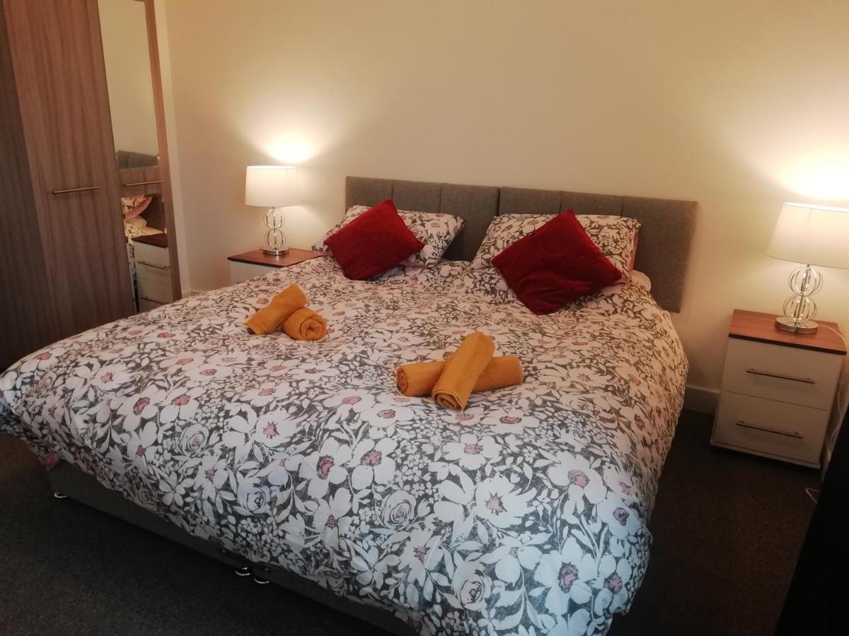 Carvetii - Vincent House - Large 3 Bedroom Apartment With On-Site Parking Lochgelly Ngoại thất bức ảnh